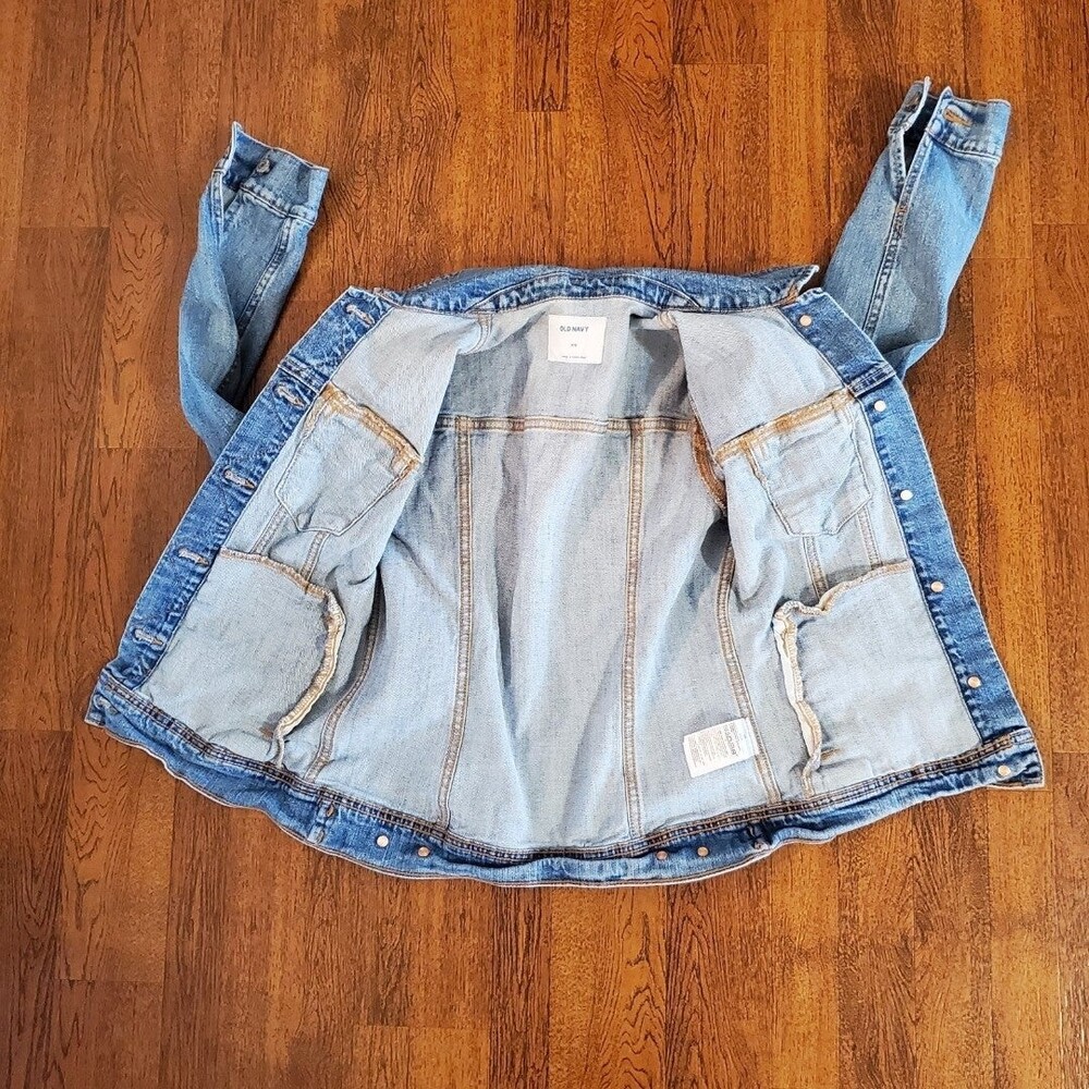 Old Navy Jean Jacket Womens XS Retro 90s Light Wash Denim Button Front - Picture 6 of 8